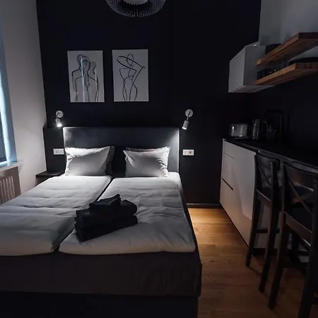 Apartment In Art Nouveau Building With Ac Location Near Old Town