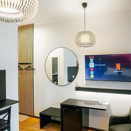 Apartment In Art Nouveau Building With Ac Location Near Old Town *