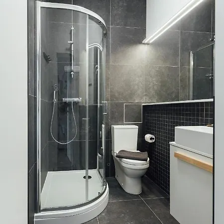 In Art Nouveau Building With Ac Location Near Old Town Apartment *