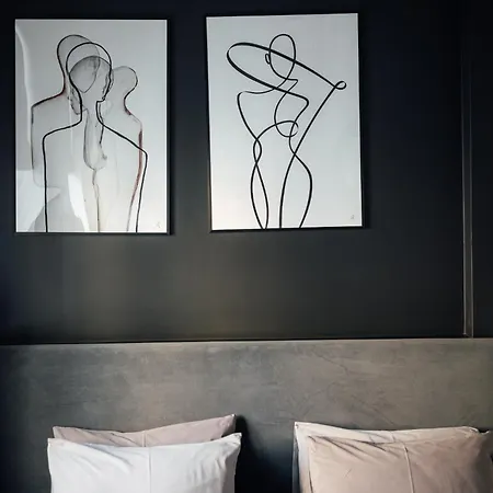 In Art Nouveau Building With Ac Location Near Old Town *